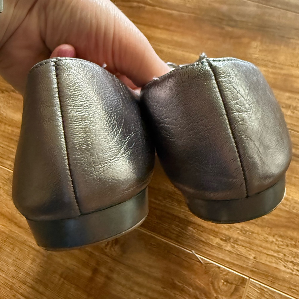 Elegant Metallic Ballet Flats with bow - Picture 4 of 8